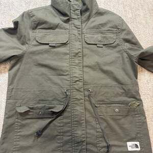 Women's The North Face Military Fatigue Style Jacket Green